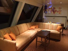 Captain's Suite, 9128