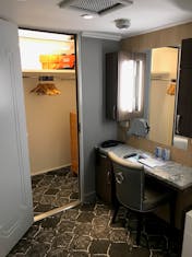 Cabin 8006 Royal Suite