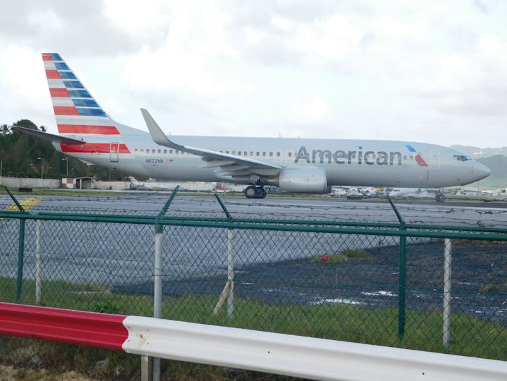 Philipsburg, St. Maarten - American Airlines 737