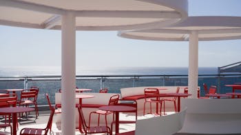 Sun Club Cafe Photo
