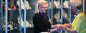 Jewelery Shop Photo